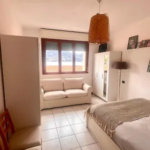  Appartement Como Lake With Two People Lake View And Near Beach